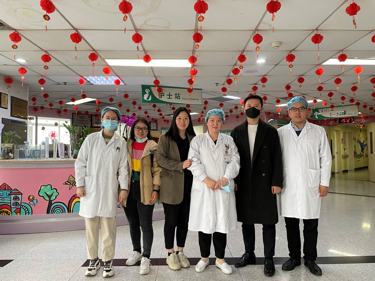 天美传媒
师生赴四川省人民医院洽谈医务社会工作合作事宜